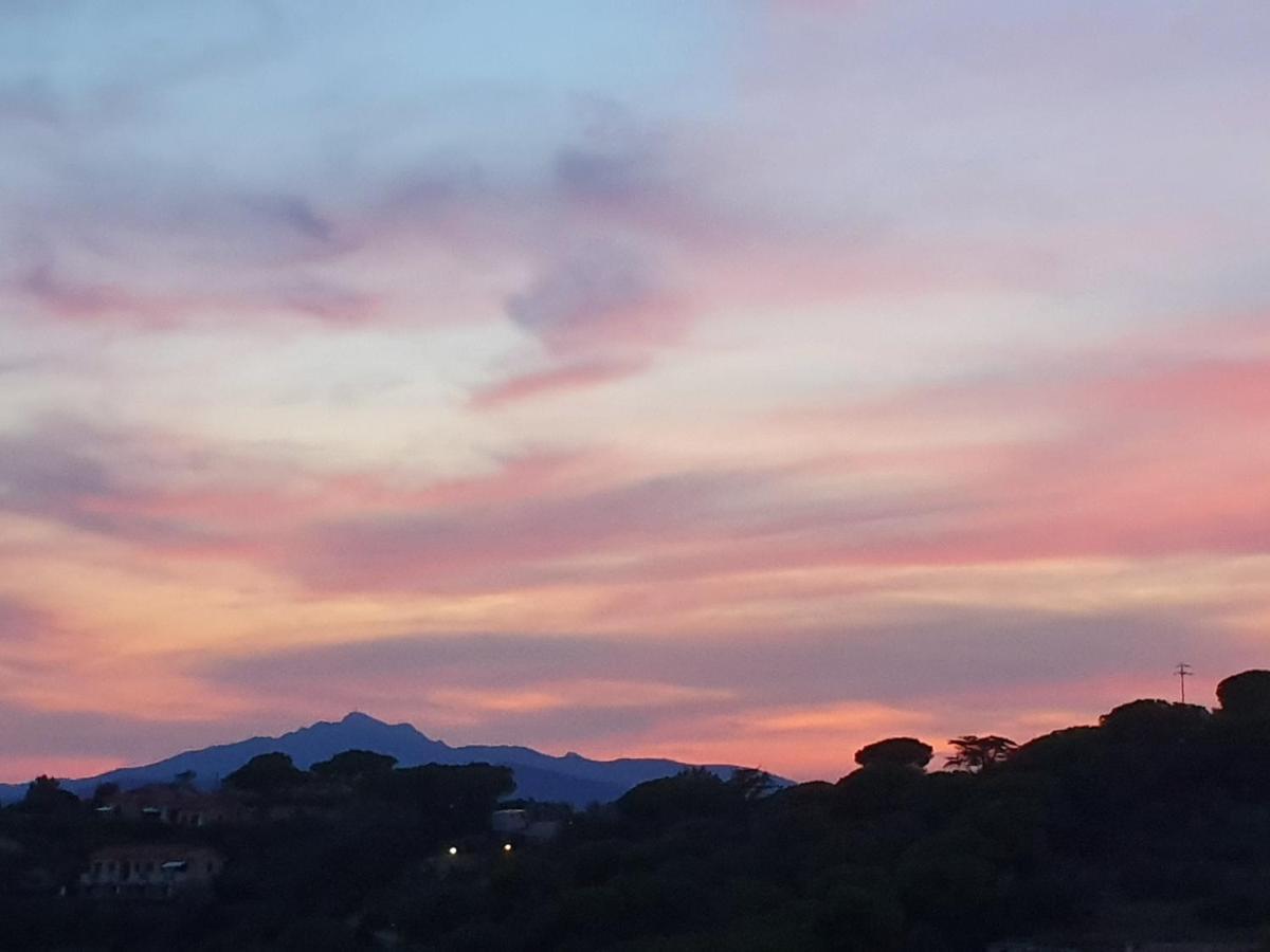カポリーヴェリRosa Dei Ventiアパートメント エクステリア 写真